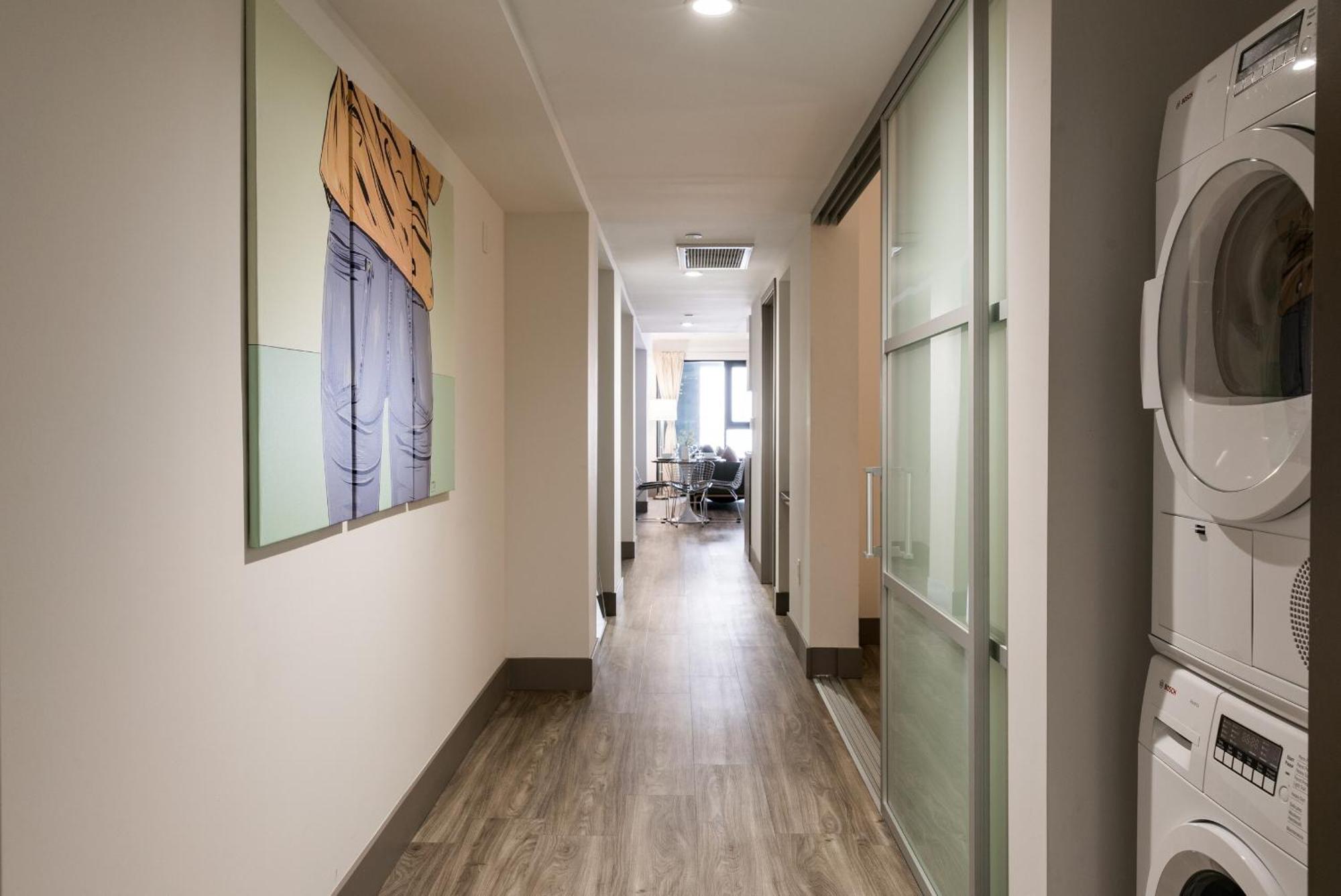 Abode Angeles - Downtown South Park Apartahotel 4*