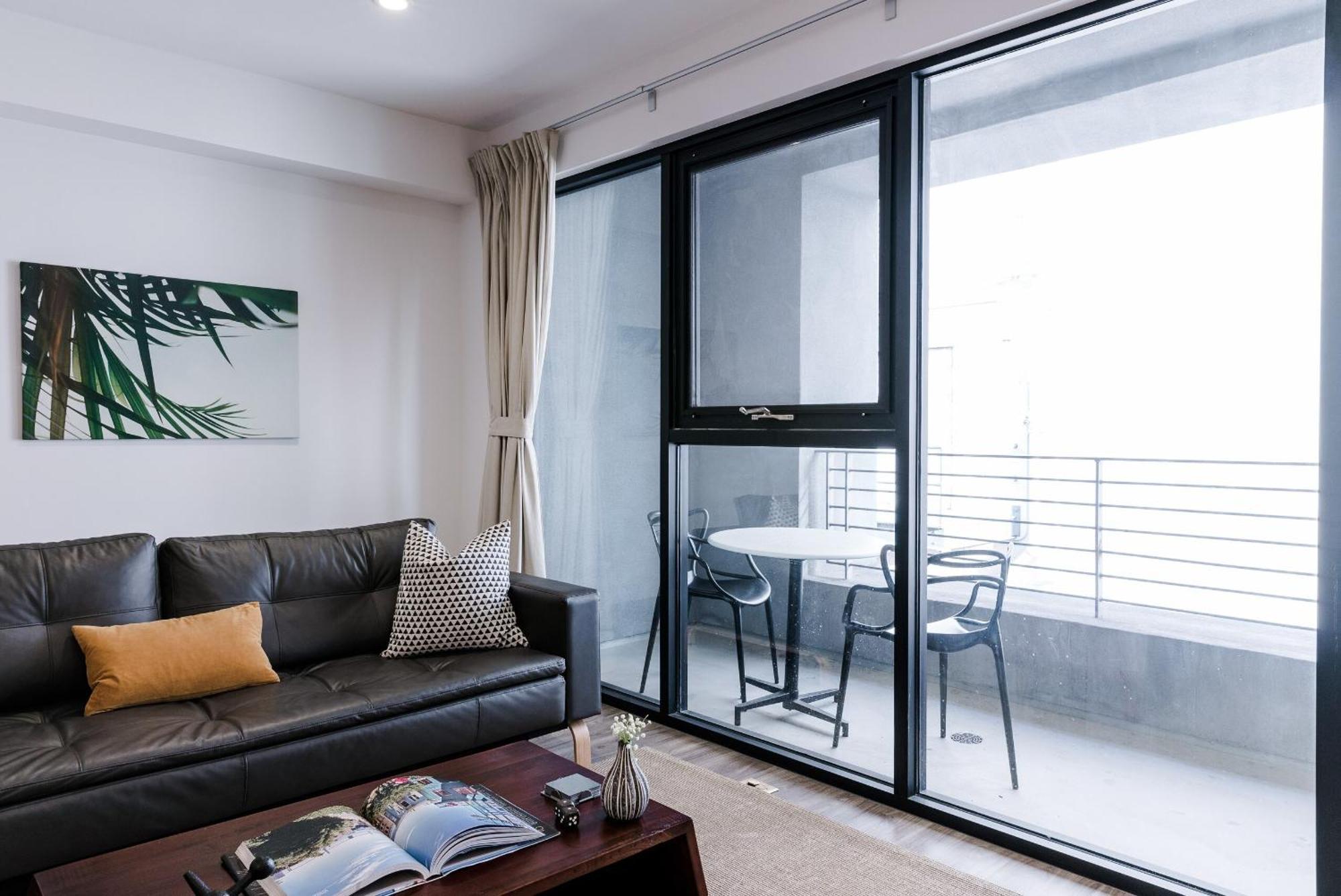 Abode Angeles - Downtown South Park Apartahotel